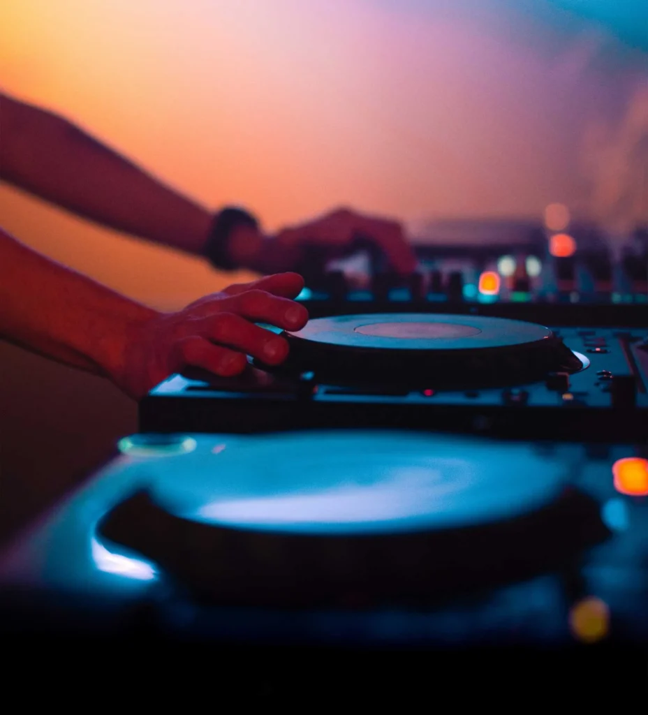 indoor family activities in nashville | arcade bar